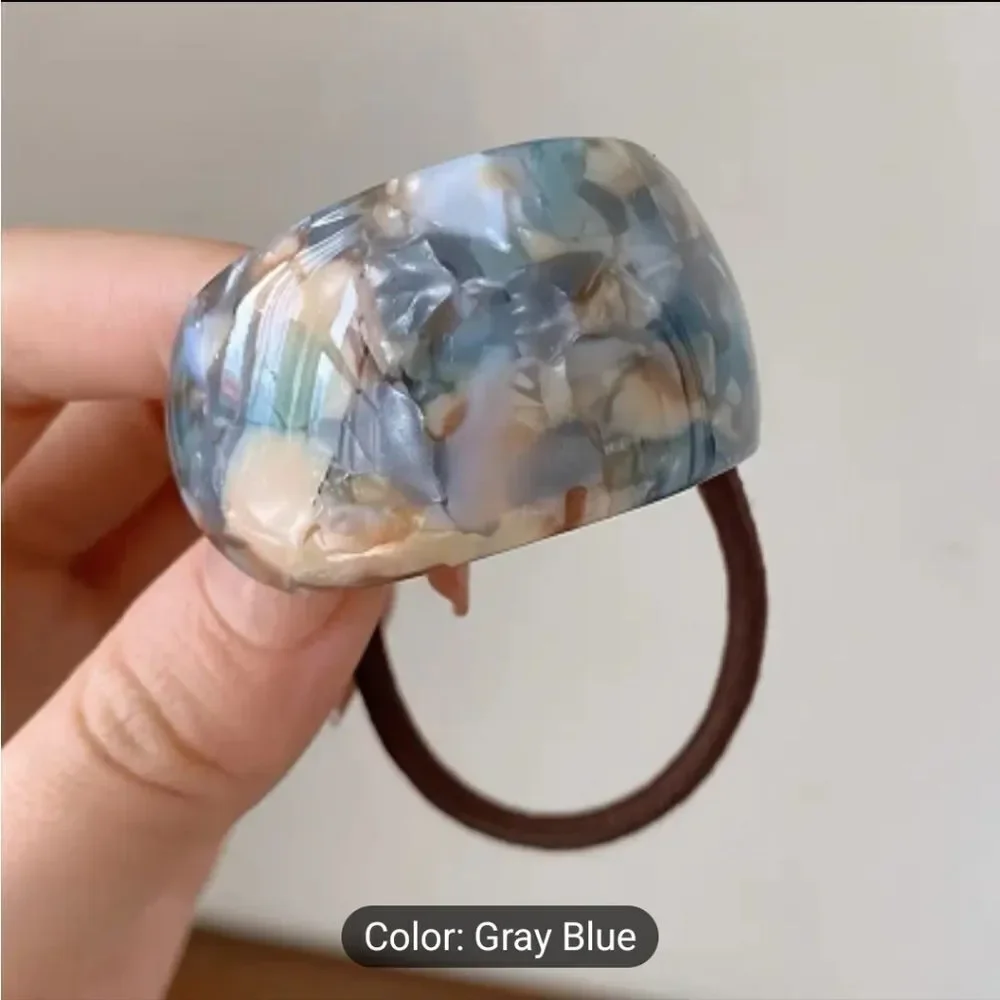 Lovey Girl Boutique marbled acrylic